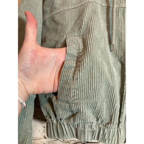 Forever 21 Corduroy Jacket Womens XS Light Sage Green Front Zip Hooded Bomber - Picture 10 of 13